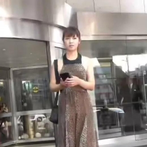 请输入相册名称